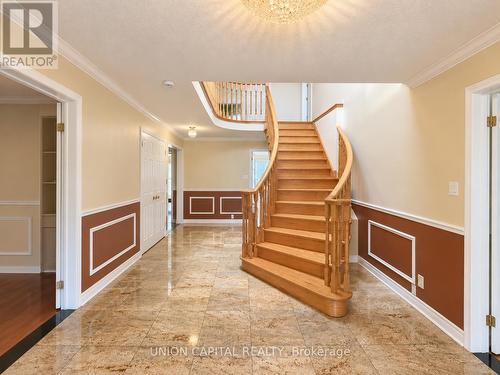 21 STRAWBERRY HILLS DRIVE , Toronto, Ontario M1V 3X9 2