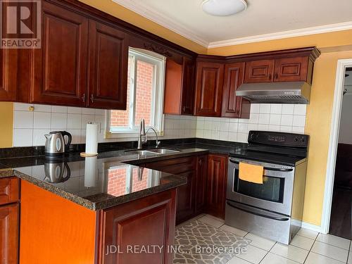 87 STRATHMORE DRIVE , Markham, Ontario L3P 6K4 4