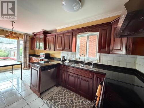 87 STRATHMORE DRIVE , Markham, Ontario L3P 6K4 5
