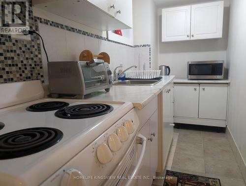 LOWER LEVEL - 3622 BIRCHMEADOW CRESCENT , Mississauga, Ontario L4Y 3R7 4