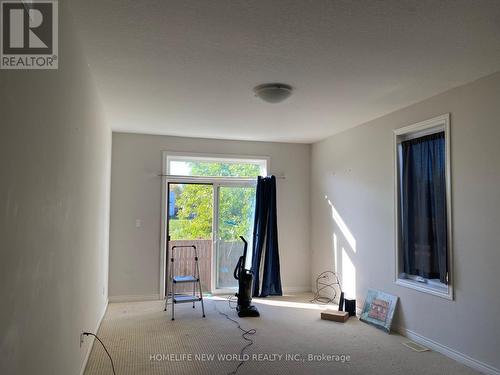 7 ELLIS AVENUE , St. Catharines, Ontario L2P 0E6 4