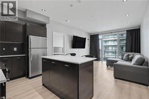 365 PRINCE OF WALES Drive Unit# 1309 , Mississauga, Ontario L5B 0G6 5