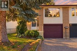 427 LAWRENCE Avenue  Kitchener, ON N2M 1Y7
