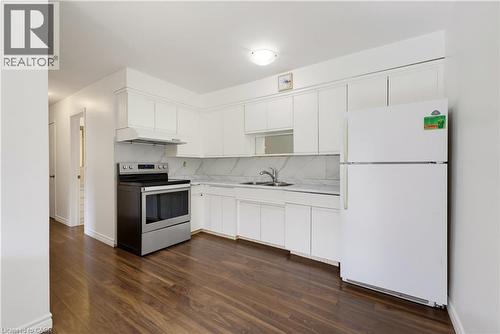 427 Lawrence Avenue, Kitchener, ON 