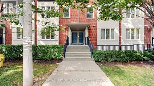 2 - 76 MUNRO STREET , Toronto, Ontario M4M 2S9 4
