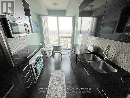 2705 - 5168 YONGE STREET , Toronto, Ontario M2N 0G1 4