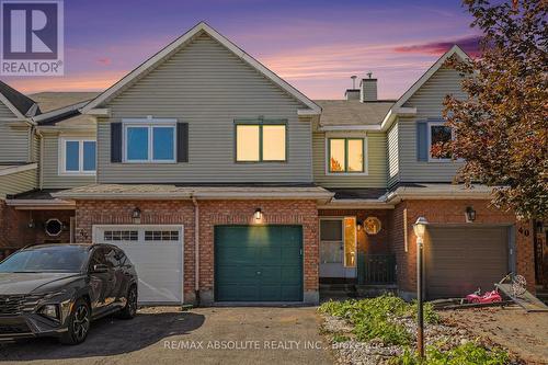 42 Roblyn Way, Ottawa, ON 