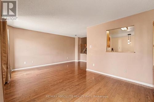 42 Roblyn Way, Ottawa, ON 