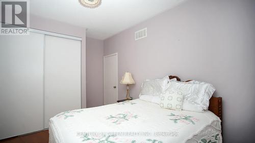 836 Avocado Crescent, Mississauga, ON 