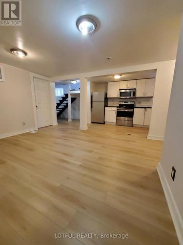 3 - 1107 ALDEA AVENUE , Ottawa, Ontario K1H 8C1 5