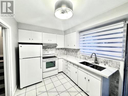 282 ROYWOOD DRIVE , Toronto, Ontario M3A 2E6 3
