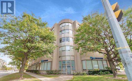 305 - 555 WILSON HEIGHTS BOULEVARD , Toronto, Ontario M3H 6B5