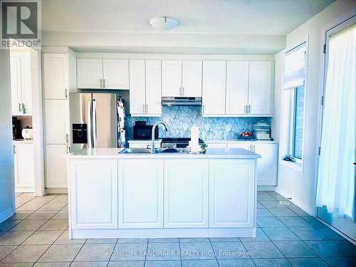 8 ROBERT EATON AVENUE , Markham, Ontario L3S 0G3 2