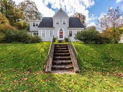 1 Orchard Road  Kentville, NS B4N 1R7