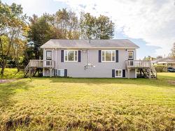 1063/1065 Camhill Court  North Kentville, NS B4N 2X5