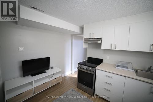 BASEMENT - 2888 GLACE BAY ROAD , Mississauga, Ontario L5N 2K1 4