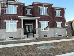 506 KENNEDY CIRCLE W Milton, ON L9E 1R1