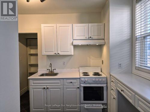 MAIN - 11 COLBORNE STREET W , Oshawa (O'Neill), Ontario L1G 1L3 4