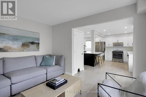 47 Dossetter Way, Ottawa, ON 