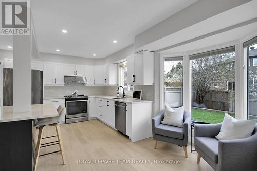 47 Dossetter Way, Ottawa, ON 