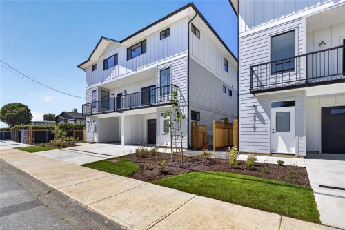 2022B Galerno Rd  Campbell River, BC V9W 0A2