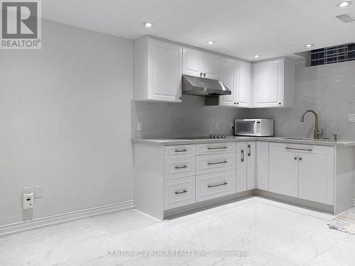 LOWER - 40 ALANBULL SQUARE , Toronto, Ontario M1V 4M1