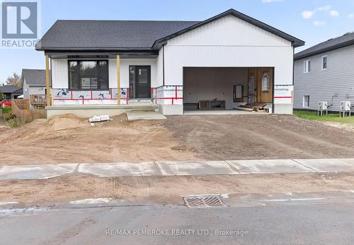 18 DURANT STREET  Petawawa, ON K8H 0G2
