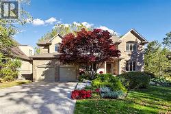 118 FOXRIDGE Drive  Ancaster, ON L9G 5B9