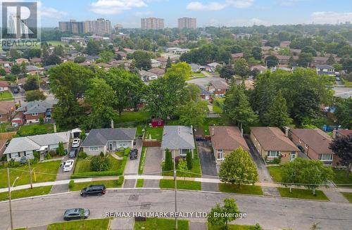 UPPER - 39 STANSBURY CRESCENT , Toronto, Ontario M1K 4R7 2