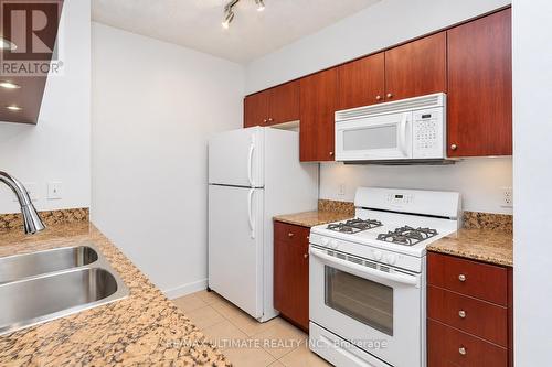 4601 - 35 MARINER TERRACE , Toronto, Ontario M5V 3V9 5