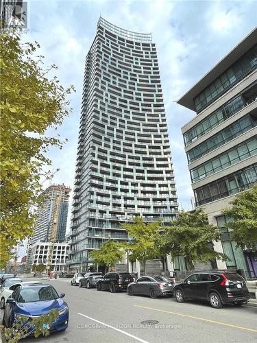 910 - 25 CAPREOL COURT , Toronto, Ontario M5V 3Z7