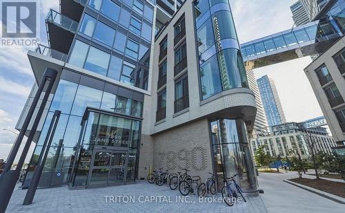 3101 - 7890 JANE STREET , Vaughan, Ontario L4K 0K9 5