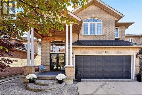 28 HOLKHAM Avenue  Ancaster, ON L9K 1P1