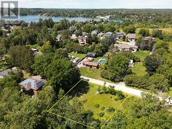 11 VICTOR ROAD Whitchurch-Stouffville, ON L4A 7X3