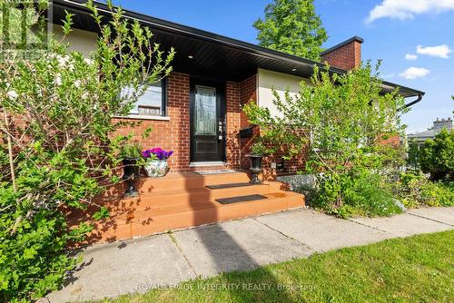 2461 ALTA VISTA DRIVE , Ottawa, Ontario K1H 7M9 3