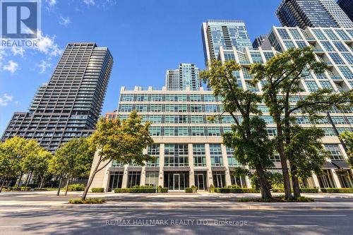 M05 - 350 WELLINGTON STREET W  Toronto, ON M5V 3W9