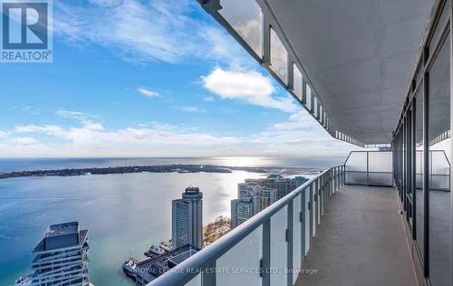 5301 - 28 FREELAND STREET , Toronto, Ontario M5E 0E3 4
