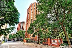 123 - 77 MAITLAND PLACE Toronto, ON M4Y 2V6