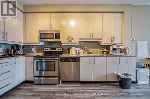 2609 - 33 BAY STREET , Toronto, Ontario M5J 2Z3 5