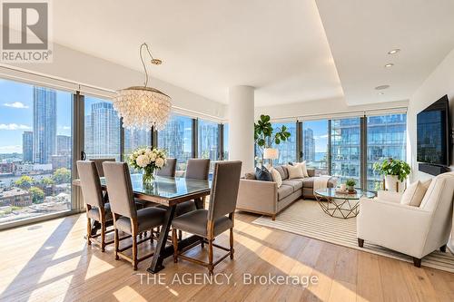 60 COLBORNE STREET , Toronto, Ontario M5B 0B7 4