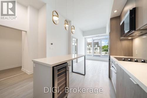 W426 - 485 PERTH AVENUE , Toronto, Ontario M6N 0B9 2