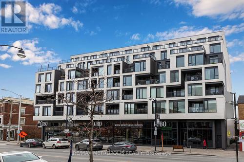 608 - 530 INDIAN GROVE , Toronto, Ontario M6P 2J2 2