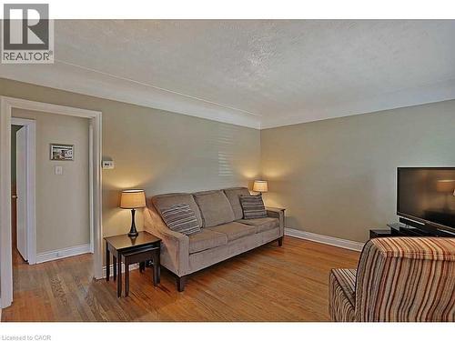606 BRUCEDALE Avenue E Unit# Upper Lvl , Hamilton, Ontario L8V 1P5 4