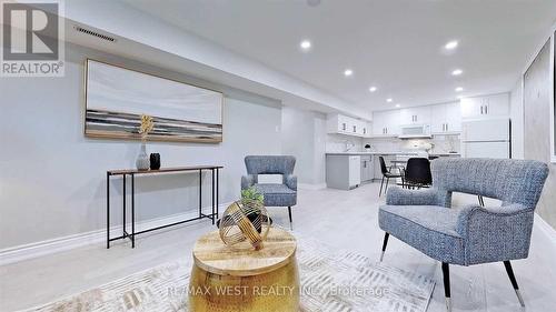 LOWER - 360 DIXON BOULEVARD , Newmarket, Ontario L3Y 5C4 3