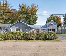 1213 BURNS DRIVE Laurentian Valley, ON K8A 7M9