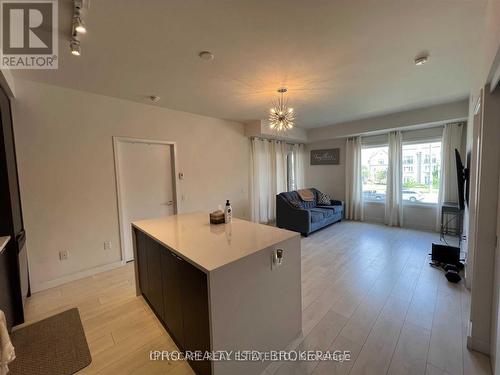 204 - 5005 HARVARD ROAD , Mississauga, Ontario L5M 0W5 2