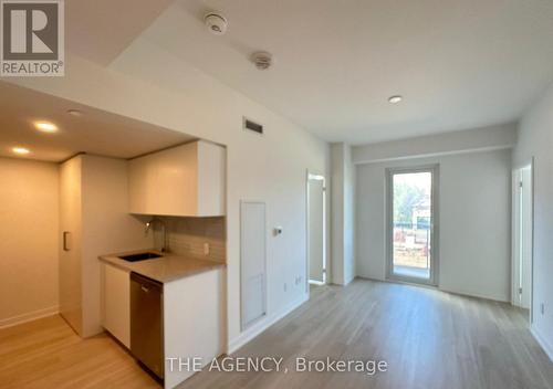 212 - 500 WILSON AVENUE , Toronto, Ontario M3H 0E5 3