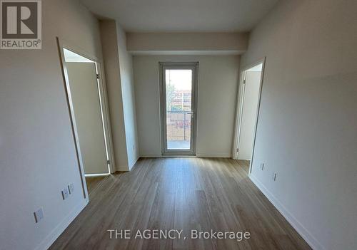 212 - 500 WILSON AVENUE , Toronto, Ontario M3H 0E5 5