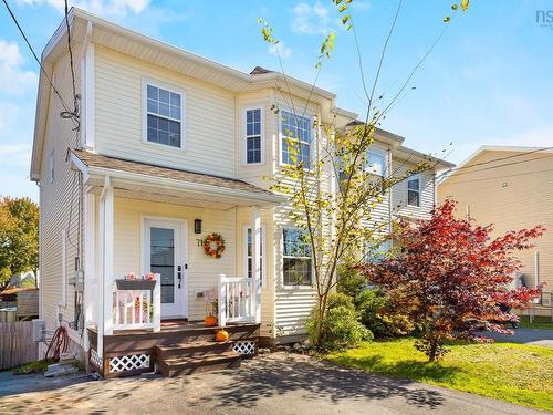 71 Yoon Court  Timberlea, NS B3T 2K4