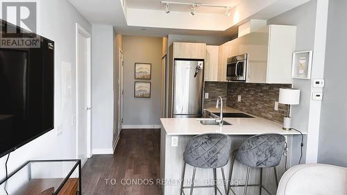 920 - 57 ST. JOSEPH STREET , Toronto, Ontario M5S 0C5 4